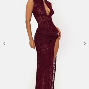 Elegant Burgundy Lace Evening Gown
